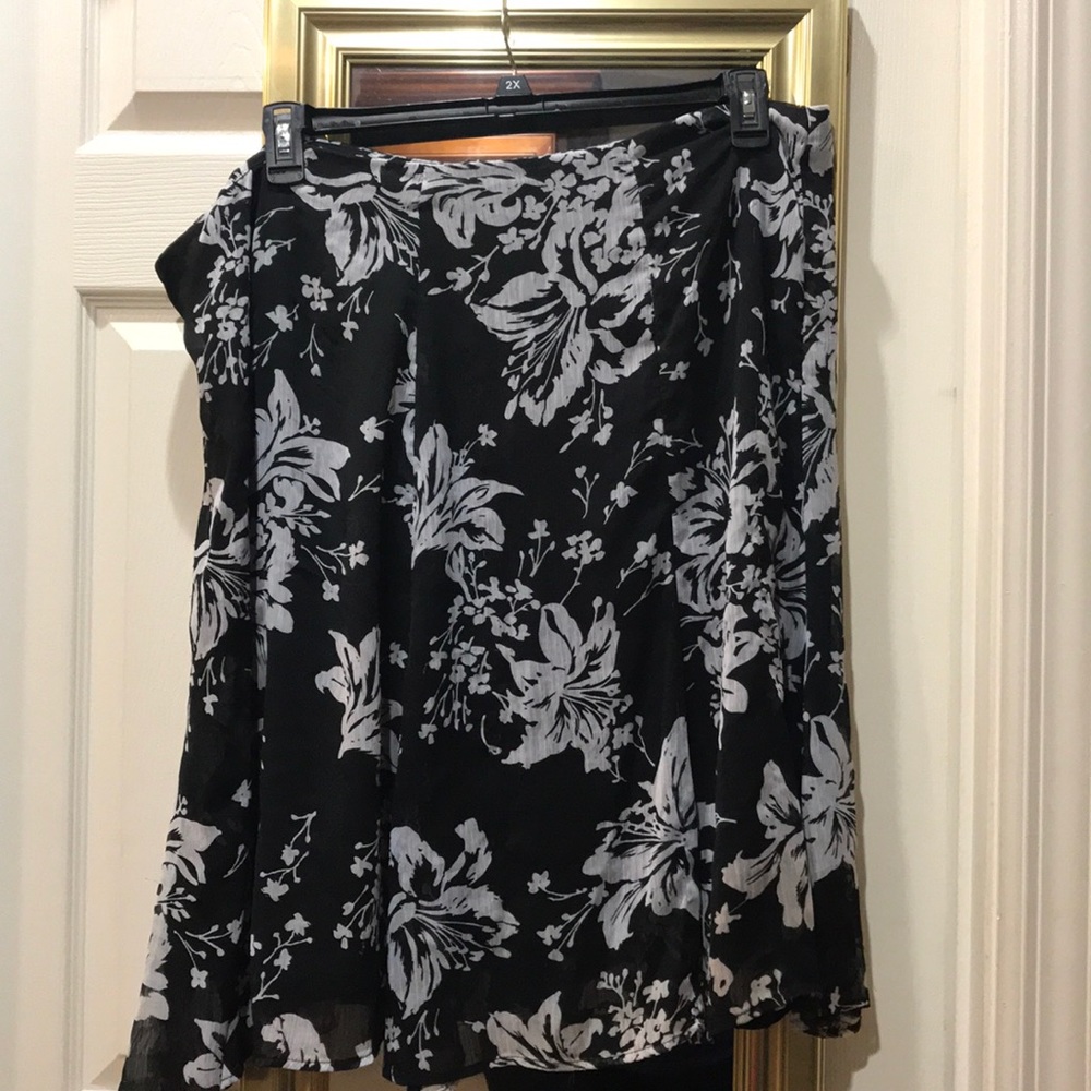 Lane Bryant skirt